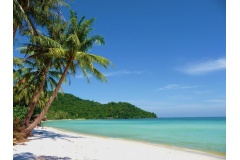 Phú Quốc từ lâu đã trở thành điểm đến yêu thích của du khách trong nước lẫn quốc tế. Sở hữu vẻ đẹp thiên nhiên hoang sơ, biển xanh cát trắng cùng nhiều trải nghiệm hấp dẫn, nơi đây luôn nằm trong danh sách những thiên đường du lịch nổi bật của Việt Nam.