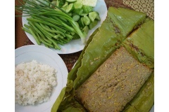 Trà Vinh là vùng đất sinh sống của 3 dân tộc Khmer, Kinh, Hoa nên nét ẩm thực giao thoa các nền văn hóa của Trà Vinh rất đậm chất không thể tìm kiếm ở nơi khác. Cùng khám phá những món đặc sản hấp dẫn nhất nơi đây.