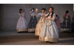 Trang tin CNN bình chọn và công bố những bức hình đẹp nhất thế giới về chủ đề du lịch trong tháng 05/2017 và hứa hẹn đây là những địa điểm du lịch hấp dẫn nhất thế giới.