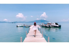 Sau khi tham quan cảnh đẹp ở Nha Tranh, bạn muốn tìm một nơi lý tưởng để chụp ảnh lưu lại những kỷ niệm đẹp thì cây cầu gỗ ở Đảo Điệp Sơn, Nha Trang là một lựa chọn lý tưởng.