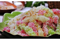 Khoai mì là thực phẩm phổ biến của người Việt Nam. Khoai mì dưới bàn tay sắc sảo của người miền tây tạo ra những món ăn rất ngon. Sau đây là top 7 món bánh làm từ khoai mì ở miền Tây được yêu thích nhất.