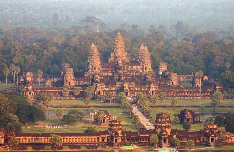 Tour-du-lich-campuchia-kham-pha-angkor-wat-03