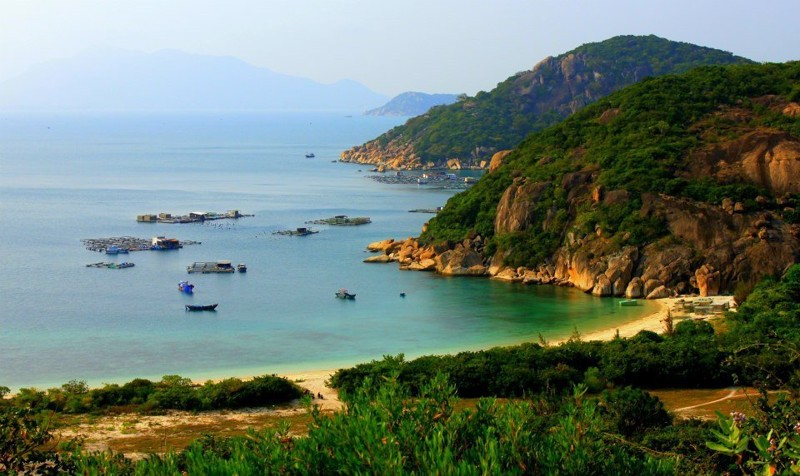 tour-du-lich-bien-nha-trang-dao-binh-ba-02 tour-du-lich-bien-nha-trang-dao-binh-ba-02