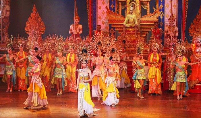 Alcazar show ở Thái Lan tour-du-lich-thai-lan-bangkok-pataya-muang-boran-04